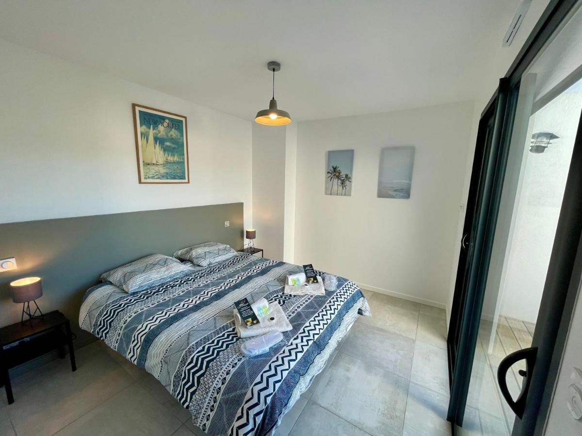Appartement Luxe Le Levant Hyères Exterior foto